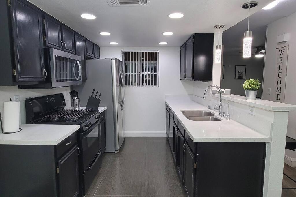 L - Fully Remodeled And Professionally Decorated 拉斯维加斯 外观 照片