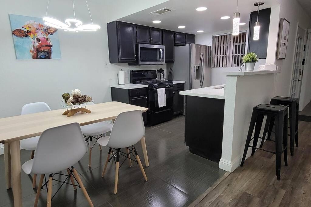 L - Fully Remodeled And Professionally Decorated 拉斯维加斯 外观 照片